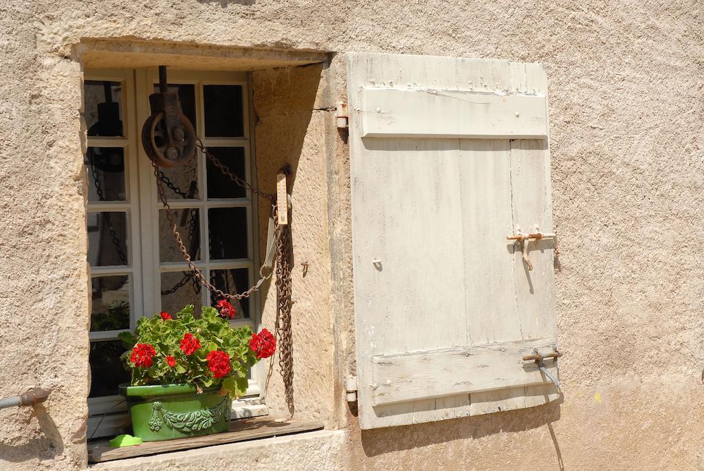 La Maison Des Gardes - Chambres D'Hotes Cluny Buitenkant foto