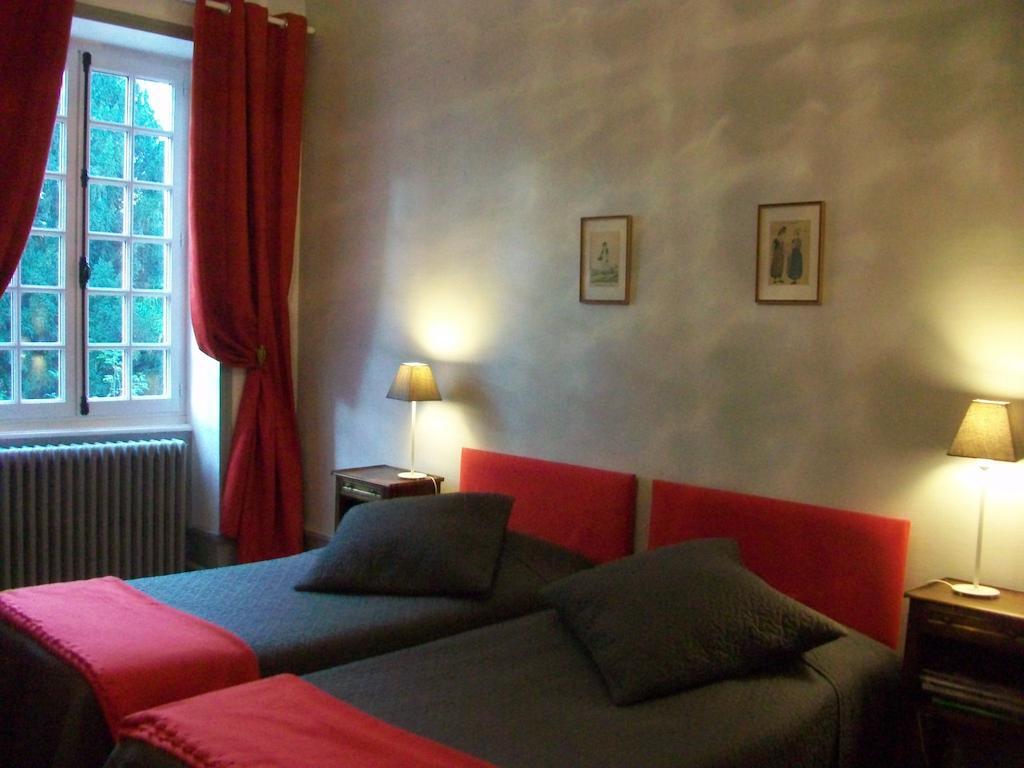 La Maison Des Gardes - Chambres D'Hotes Cluny Kamer foto