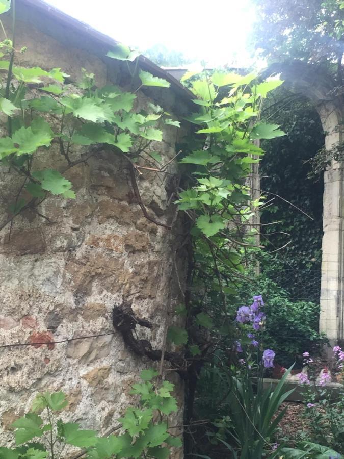 La Maison Des Gardes - Chambres D'Hotes Cluny Buitenkant foto